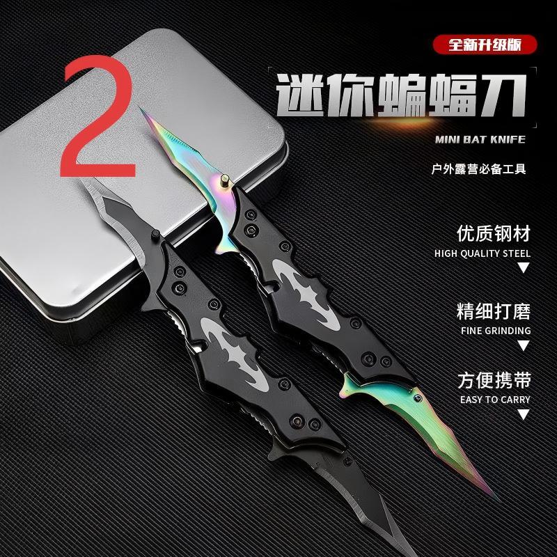 Batman-style knuckle-duster knife